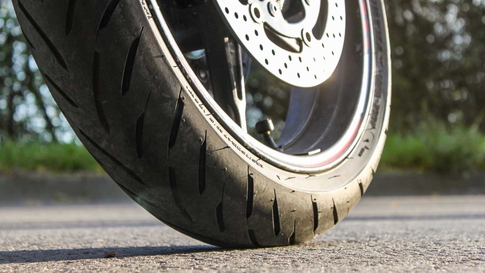 Erfahrungsbericht: Dunlop Sportmax GPR-300 – Was kann der günstige Sportreifen?