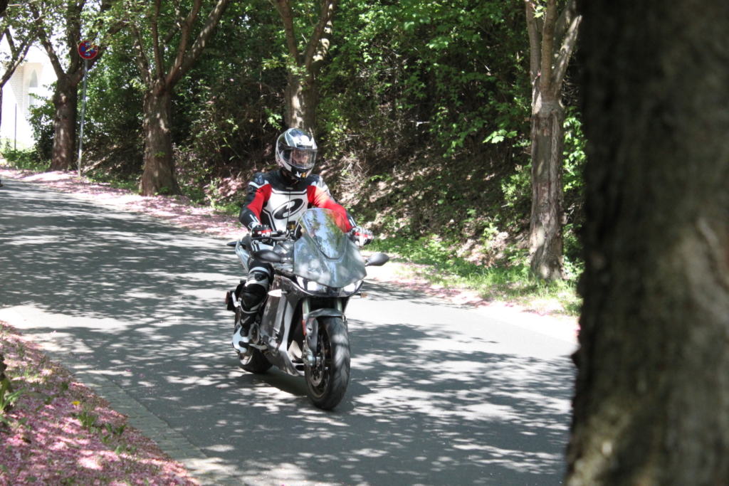 Zero SR/S Premium im Test Fahrbild