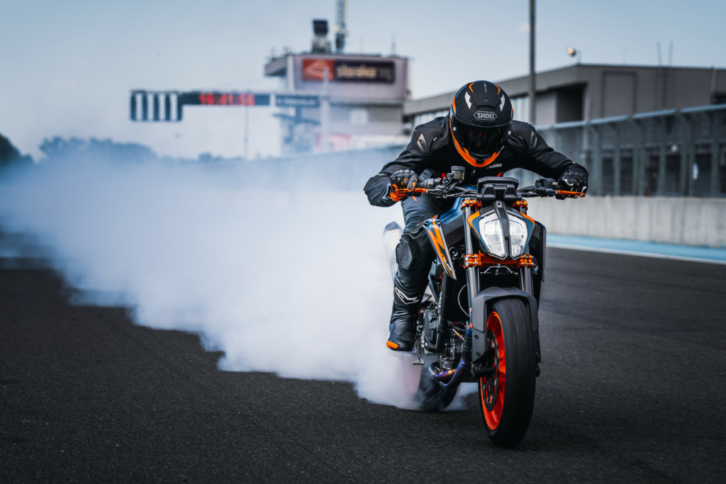 KTM 890 Duke R Burnout Rauch